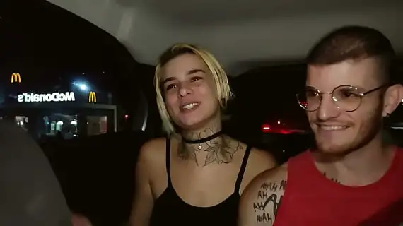 casal transa no uber e o motorista filma tudo e joga na internet 1733502274