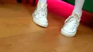 FIRST GANGBANG! 18yo titty teen Skully Flow taste to ride 4 big cocks at the same time for the first time DP BIG GAPE EKS137-P01