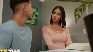 Help Me Stepmom!